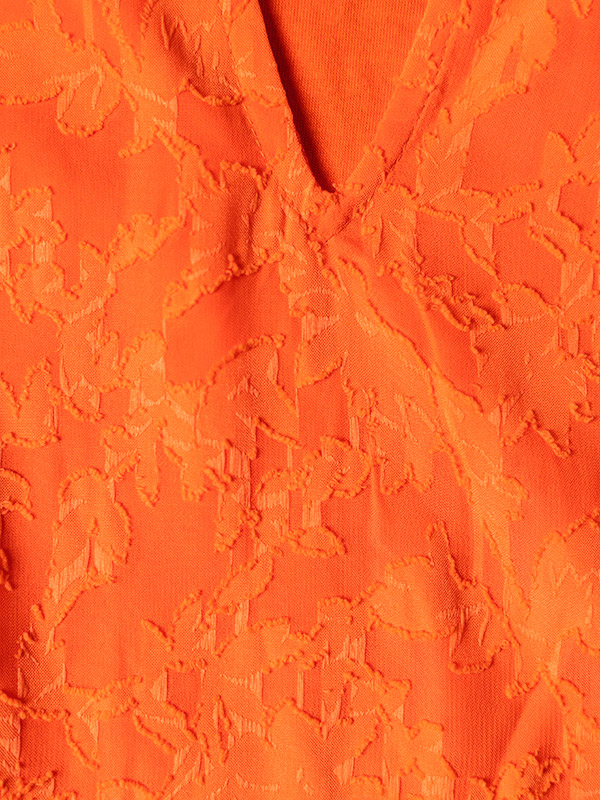 EVELYNN - Orange chiffon kjole med struktur fra Zhenzi