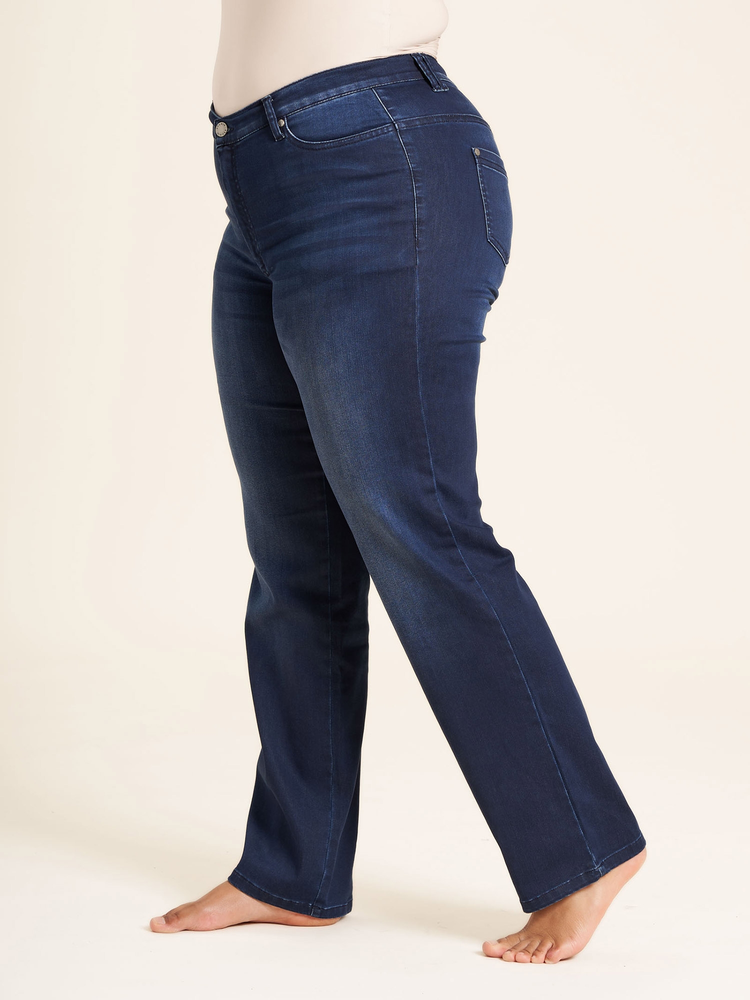 Ashley - Mørkeblå jeans med lige ben, lige pasform og kort benlængde fra Studio