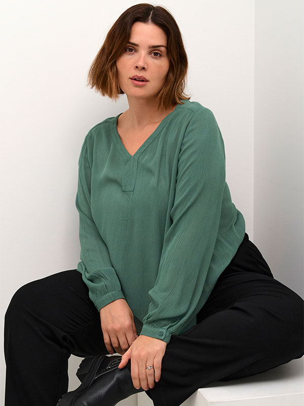 KCAMI - Bluse fra Kaffe Curve