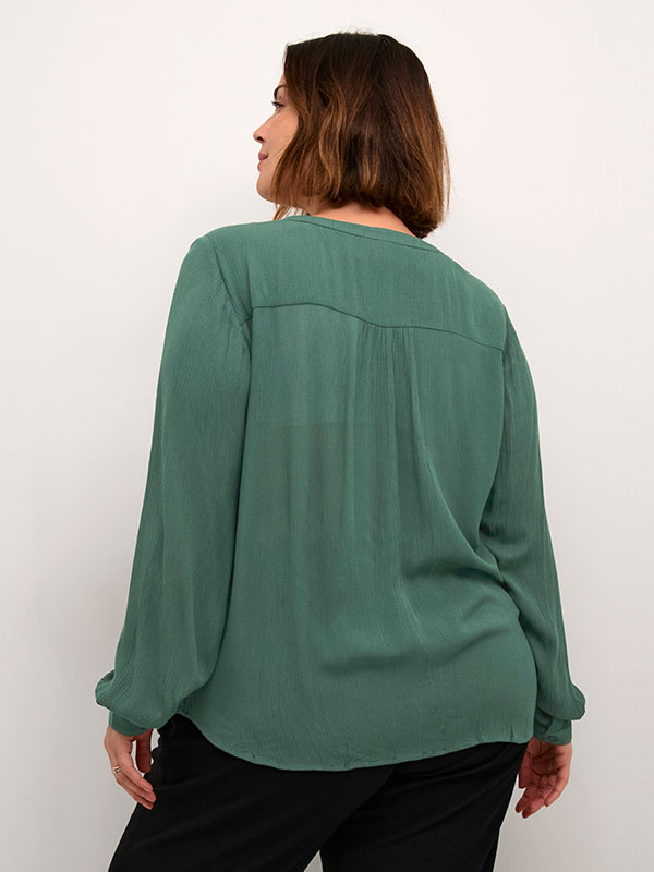 KCAMI - Bluse fra Kaffe Curve