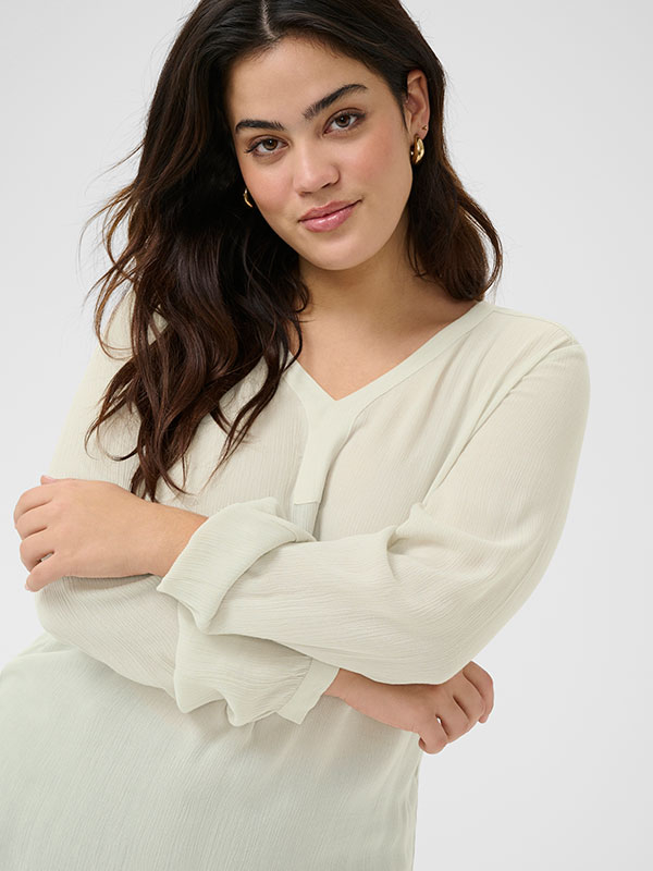 KCAMI - Bluse fra Kaffe Curve