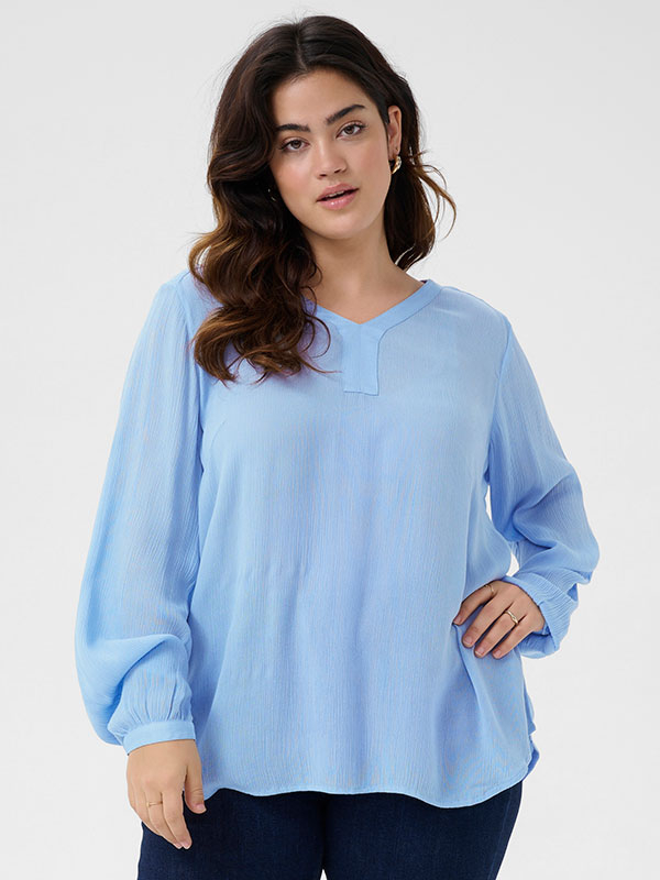 KCAMI - Bluse fra Kaffe Curve