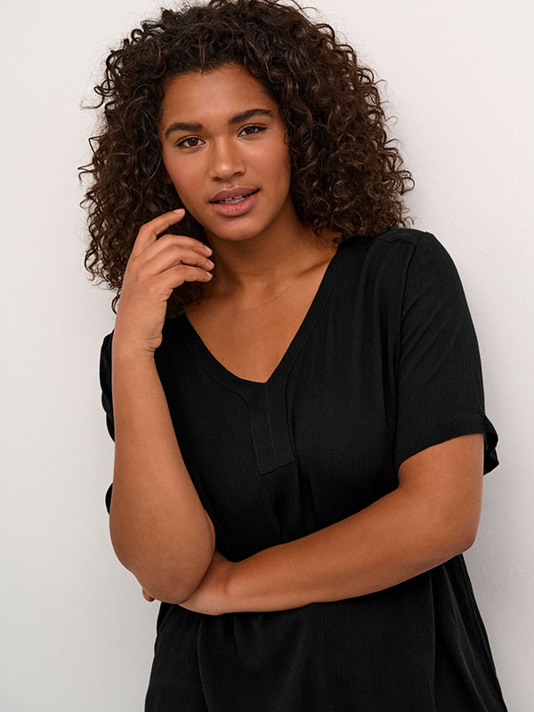 Bluse fra Kaffe Curve