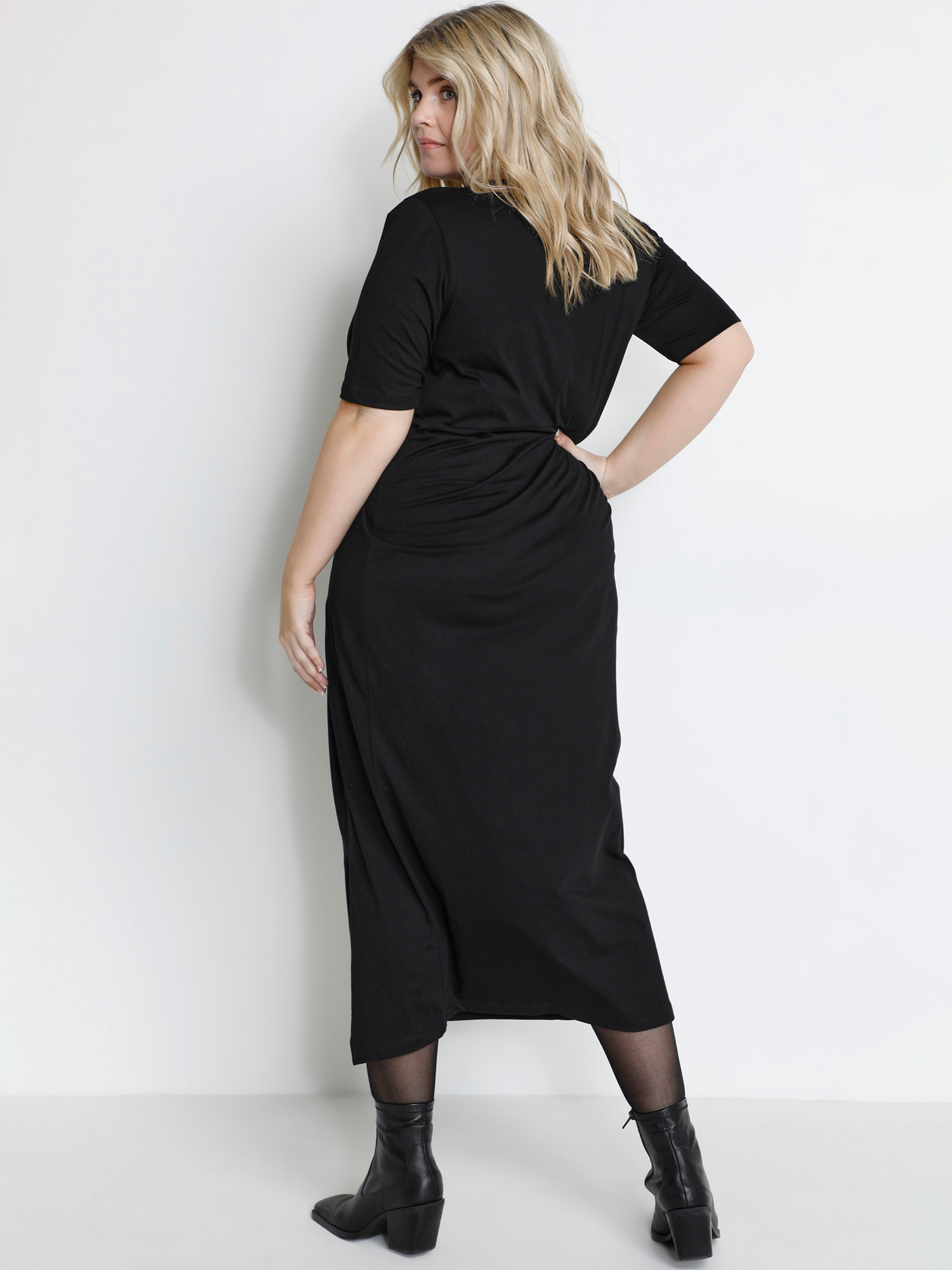 KC ANETTE - Flot sort bomulds jersey kjole med knude fra Kaffe Curve