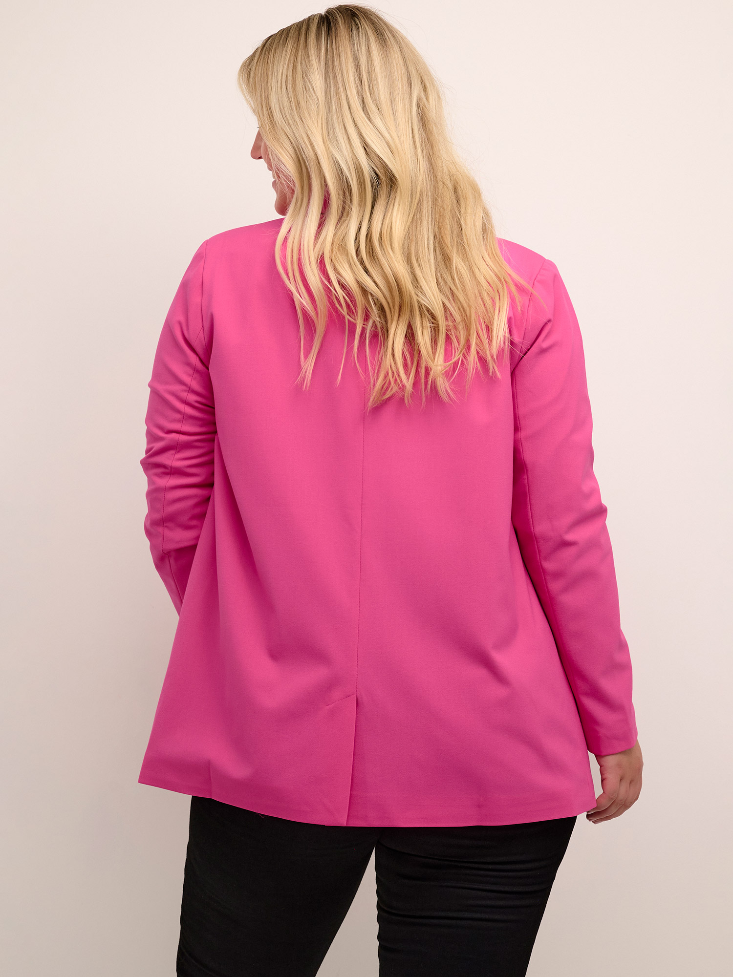 KC COLETTA - Smart pink blazer fra Kaffe Curve