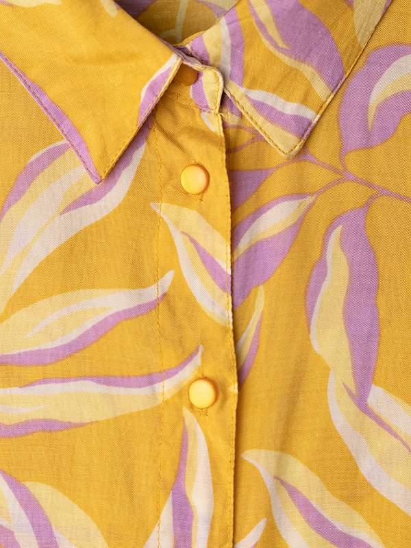 OLINE - Gul skjortekjole med bindebånd fra Kaffe Curve