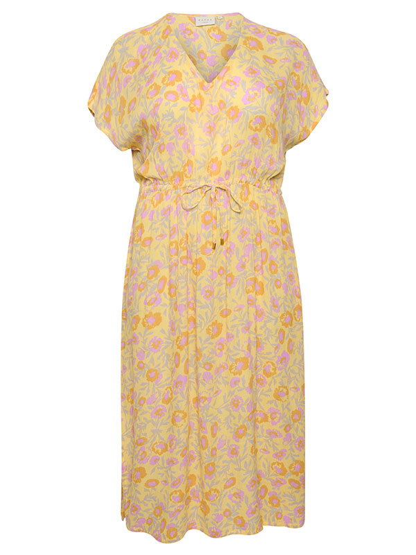 ISMA - Lang gul kjole i crépet viskose fra Kaffe Curve