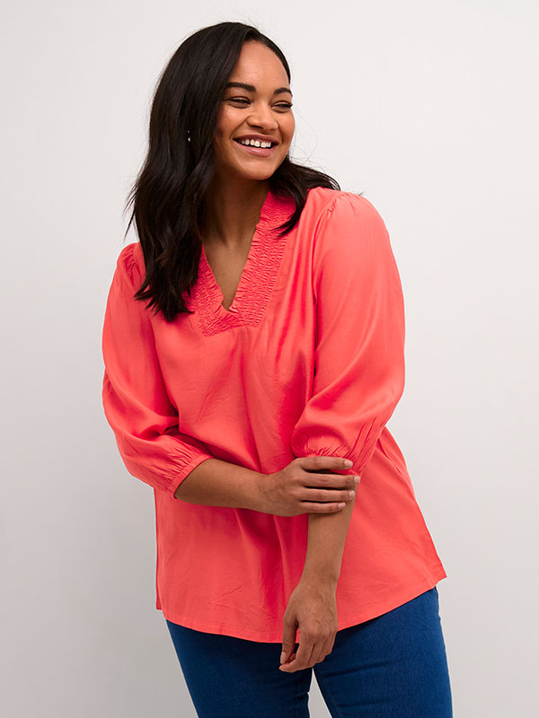 Bluse fra Kaffe Curve