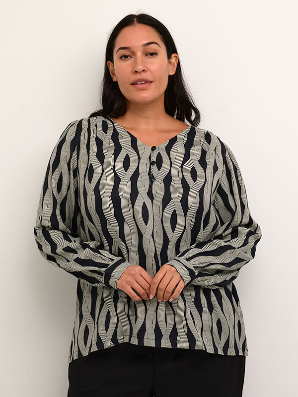 Bluse fra Kaffe Curve