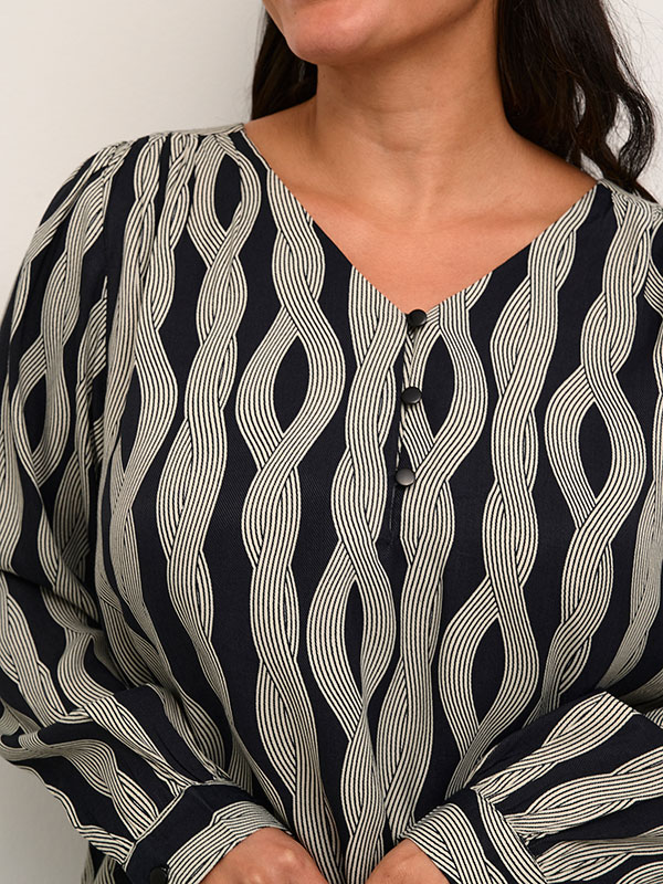 Bluse fra Kaffe Curve