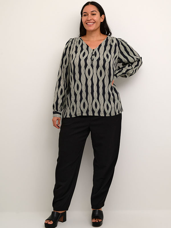 Bluse fra Kaffe Curve