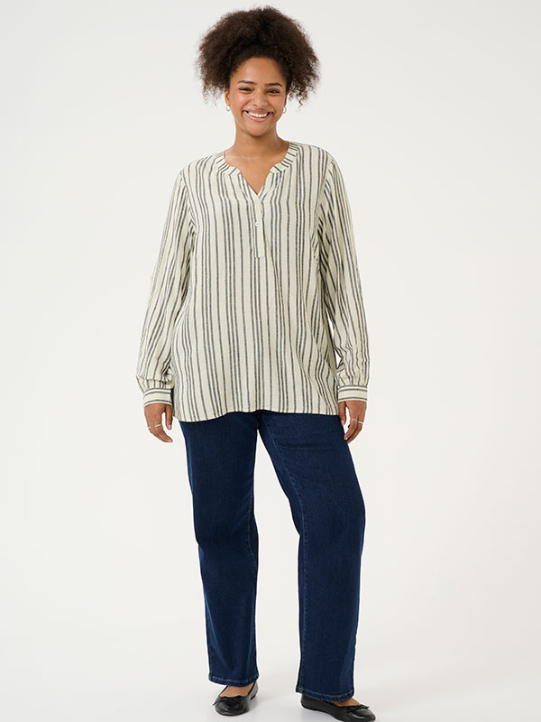 KCMILLE - Bluse fra Kaffe Curve