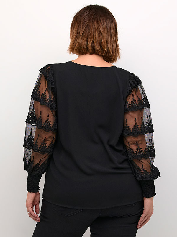 KCELLIS - Bluse fra Kaffe Curve