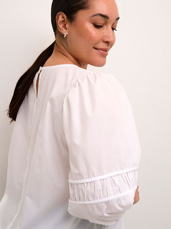 KCELINA - Bluse fra Kaffe Curve