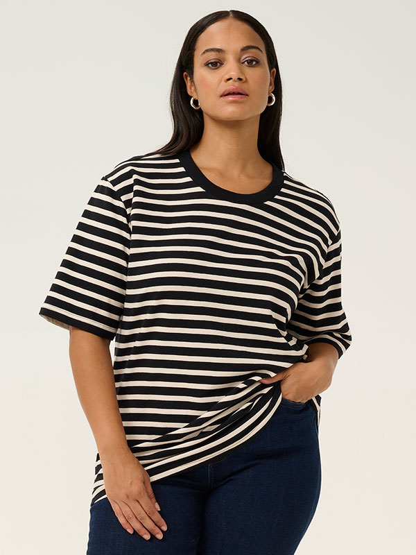 KCLORANA - T-shirt fra Kaffe Curve