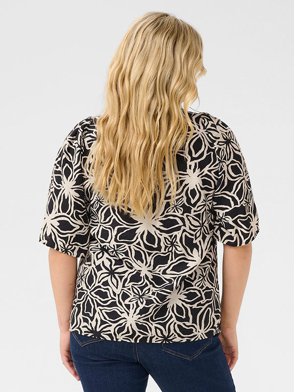 KCHALIAH - Bluse fra Kaffe Curve