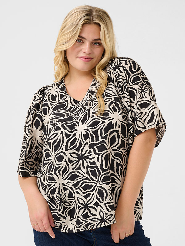 KCHALIAH - Bluse fra Kaffe Curve
