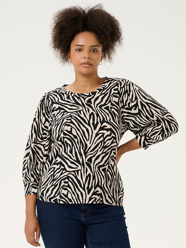 KCIVENA - Bluse fra Kaffe Curve
