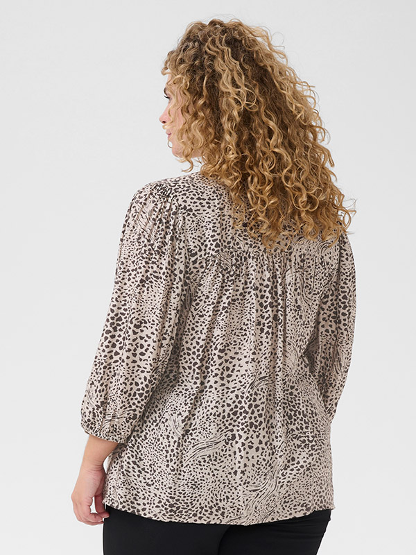 KCDEBRI - Bluse fra Kaffe Curve