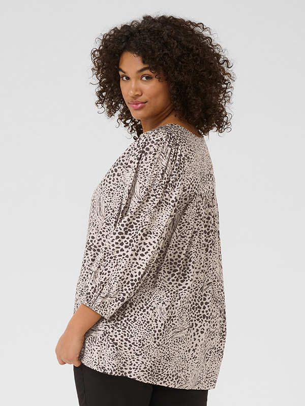 KCDEBRI - Bluse fra Kaffe Curve