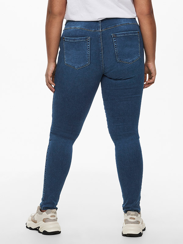 CARAUGUSTA - Jeans fra Only Carmakoma