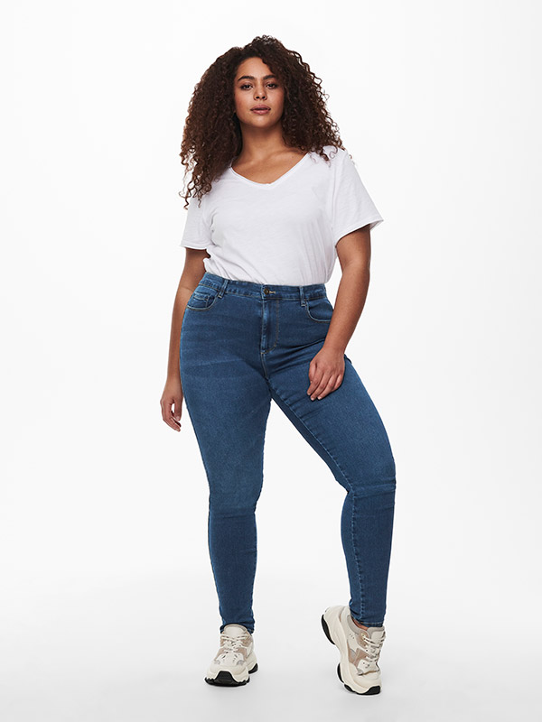 CARAUGUSTA - Jeans fra Only Carmakoma