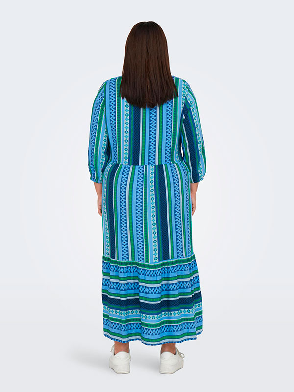 MARRAKESH  - Lang viskose kjole i blåt og grønt mønster fra Only Carmakoma