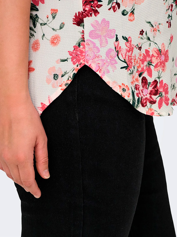 CARVICA - Bluse fra Only Carmakoma