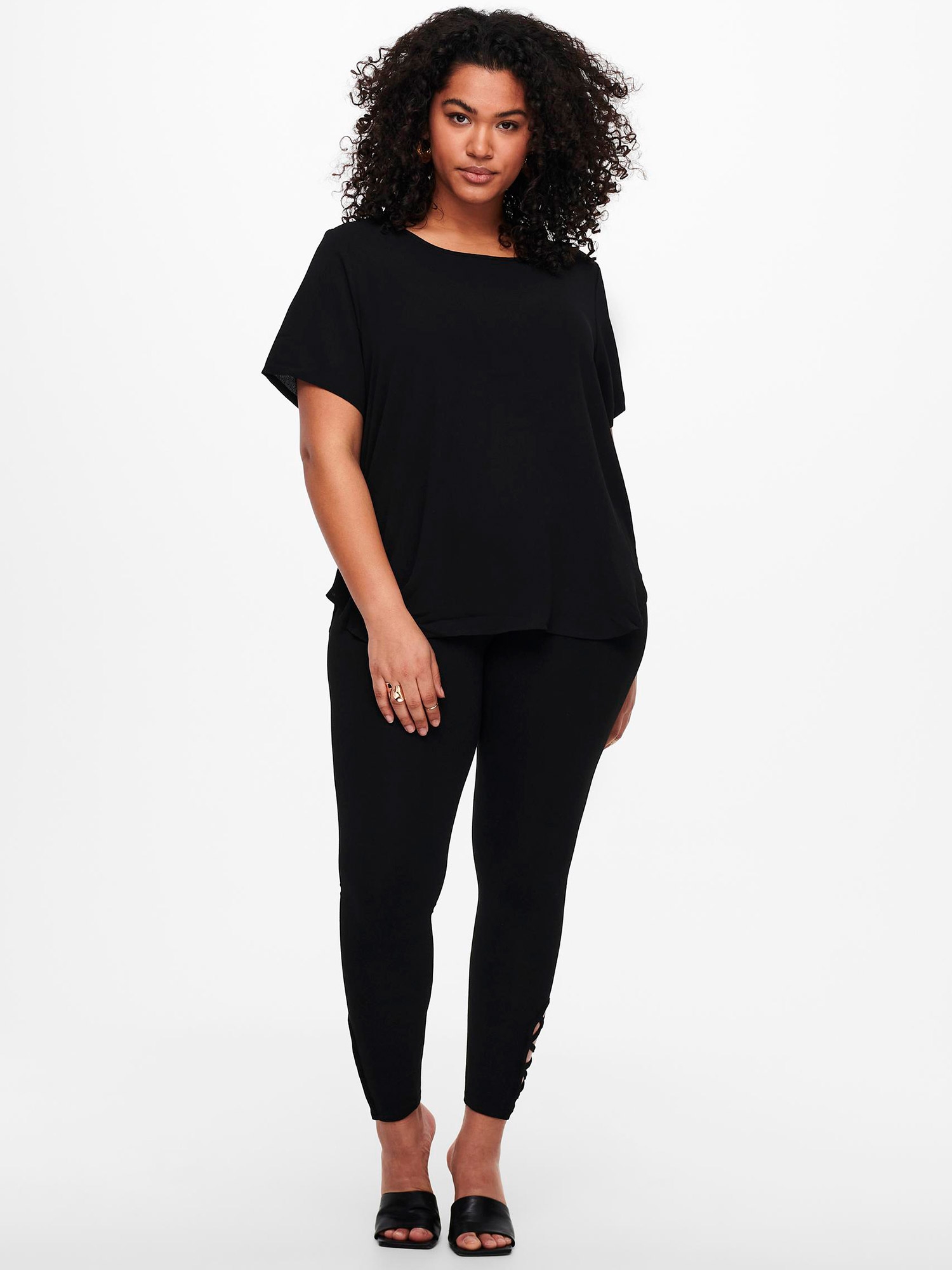 VICA - T-shirt fra Only Carmakoma