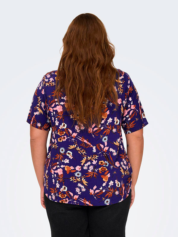 NOVA - Blå viskose bluse med blomster print fra Only Carmakoma