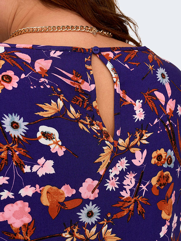 NOVA - Blå viskose bluse med blomster print fra Only Carmakoma