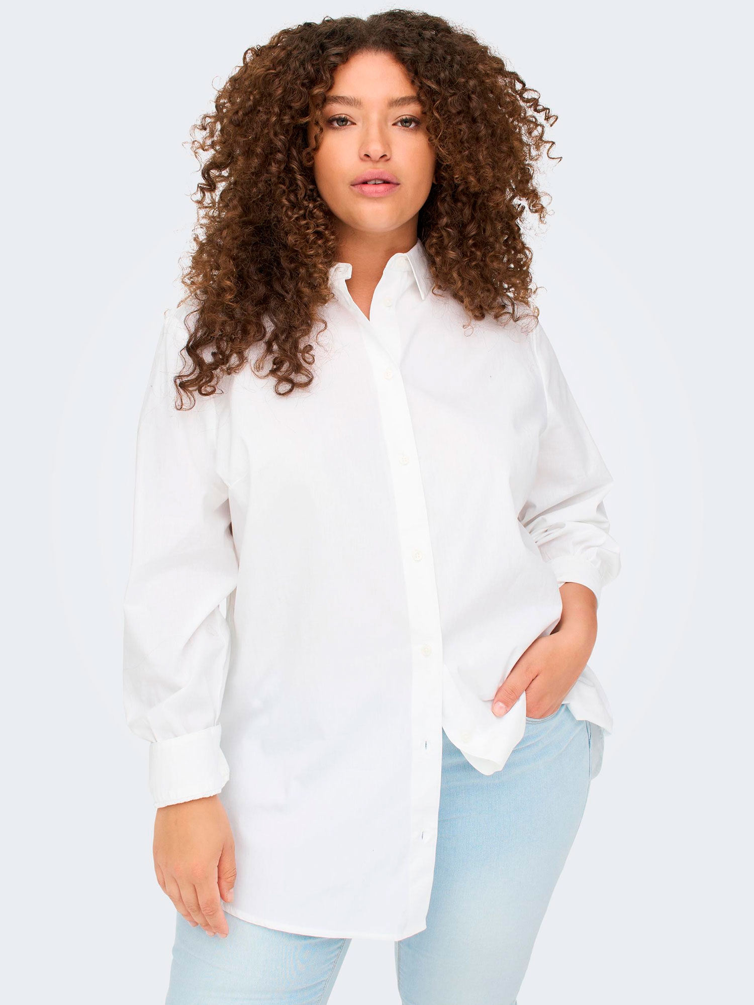 NORA - Hvid bomulds skjorte fra Only Carmakoma