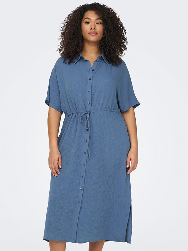 NEW CORIS - Blå skjortekjole med bindebånd fra Only Carmakoma