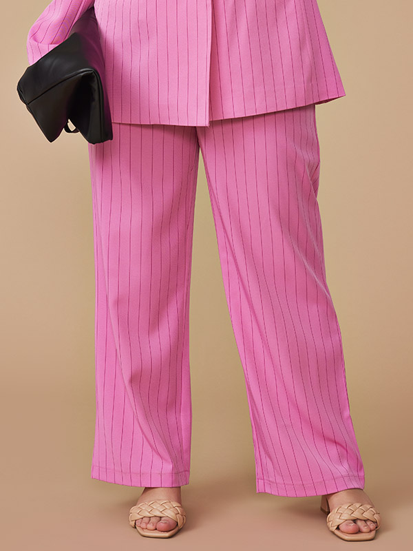 STELLA - Pink bukser med lige ben og striber fra Only Carmakoma
