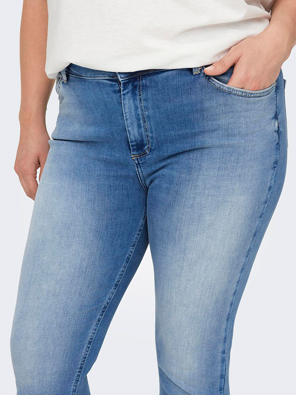 CARWILLY - Jeans fra Only Carmakoma
