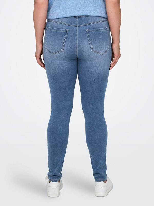 AUGUSTA - Jeans fra Only Carmakoma