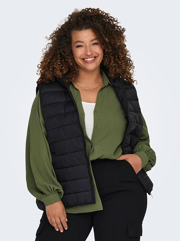TAHOE HOOD - Vest fra Only Carmakoma