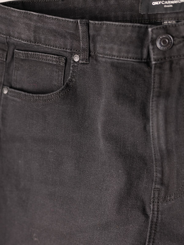 CARLUNA - Jeans fra Only Carmakoma