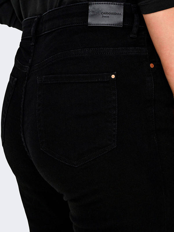 CARSUI - Jeans fra Only Carmakoma