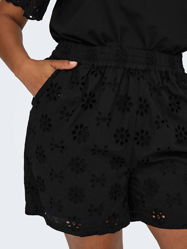 CARALIX - Shorts fra Only Carmakoma