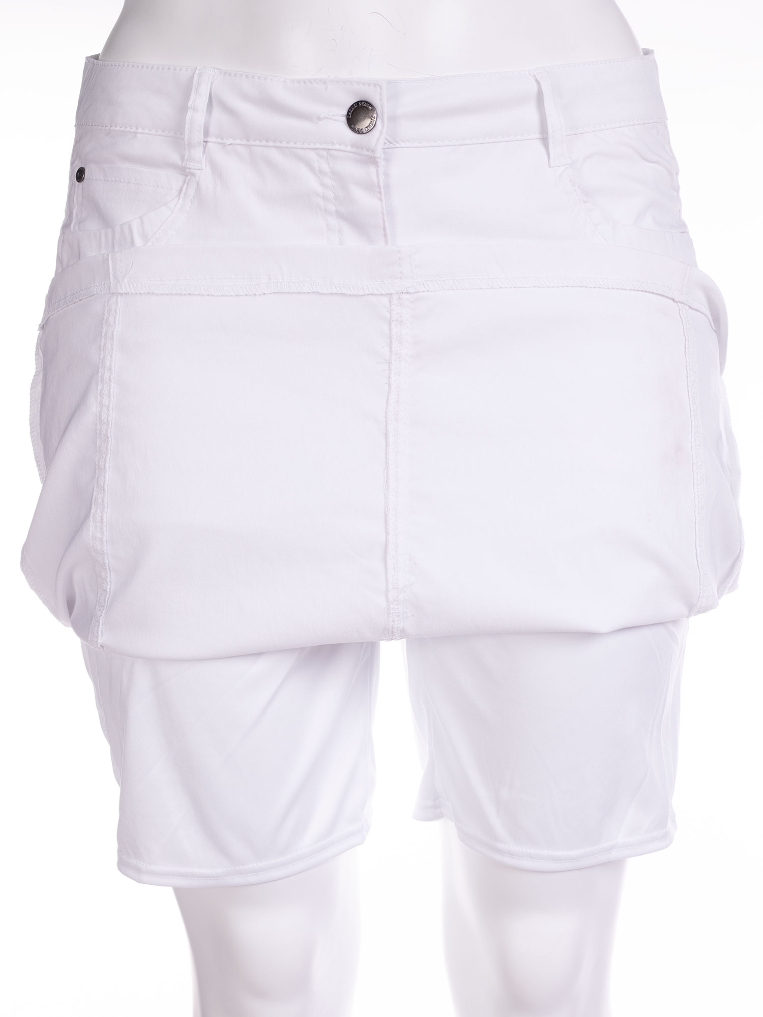 Hvid nederdel med stretch og skånebukser fra Zhenzi