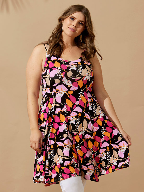 ESTELLE - Sort jersey kjole med pink print fra Zhenzi
