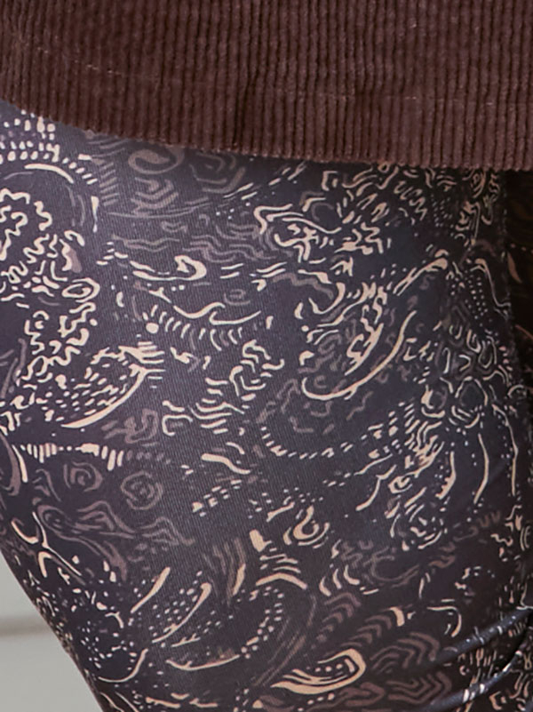 SUSA - Sort printede leggings fra Zhenzi