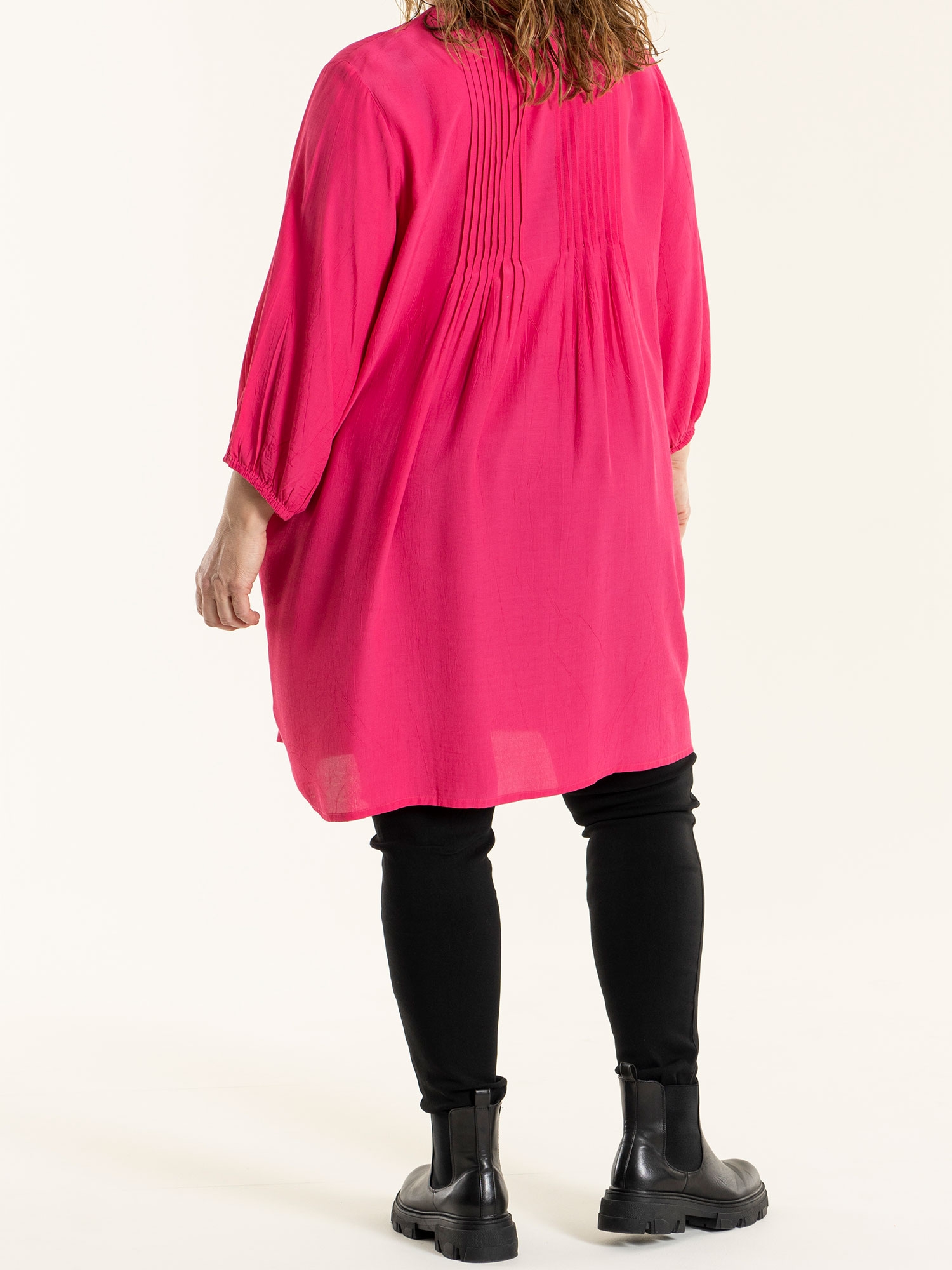 JOHANNE - Pink skjorte tunika i viskose fra Gozzip
