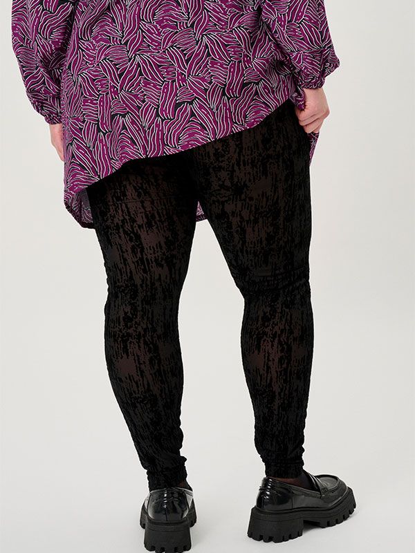 ADGERMAINE - Leggings fra Adia