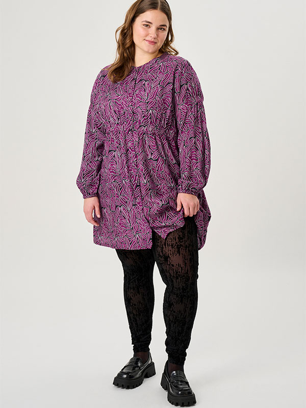 ADGERMAINE - Leggings fra Adia