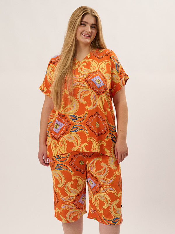 Bluse fra Adia