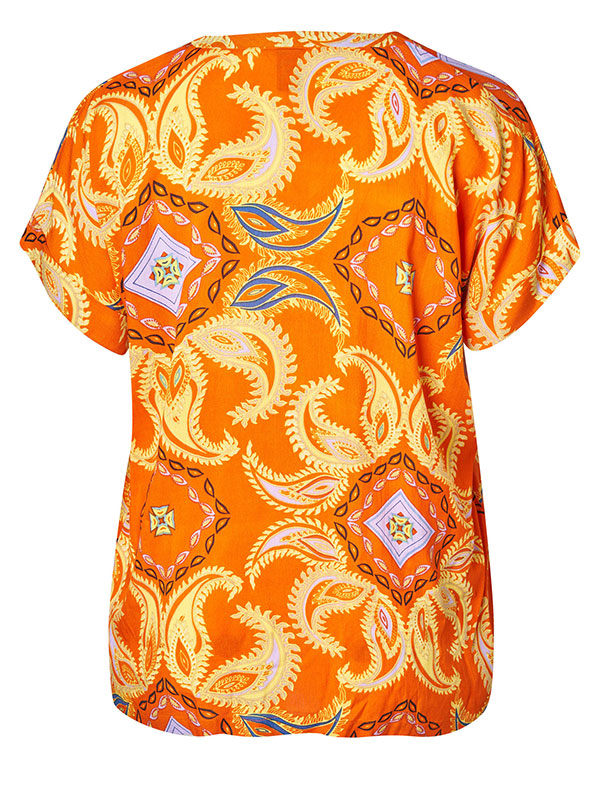 Bluse fra Adia