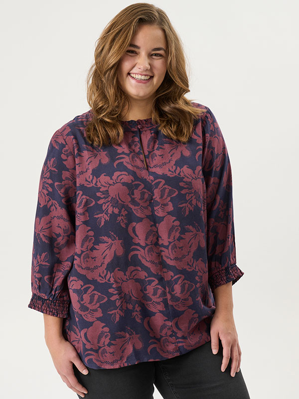 ADRAGNHILD - Bluse fra Adia