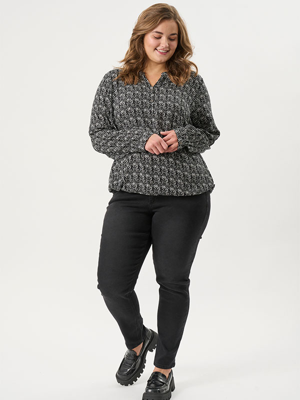 ADREGITTA - Bluse fra Adia